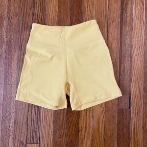 Alphalete Pulse Surge shorts